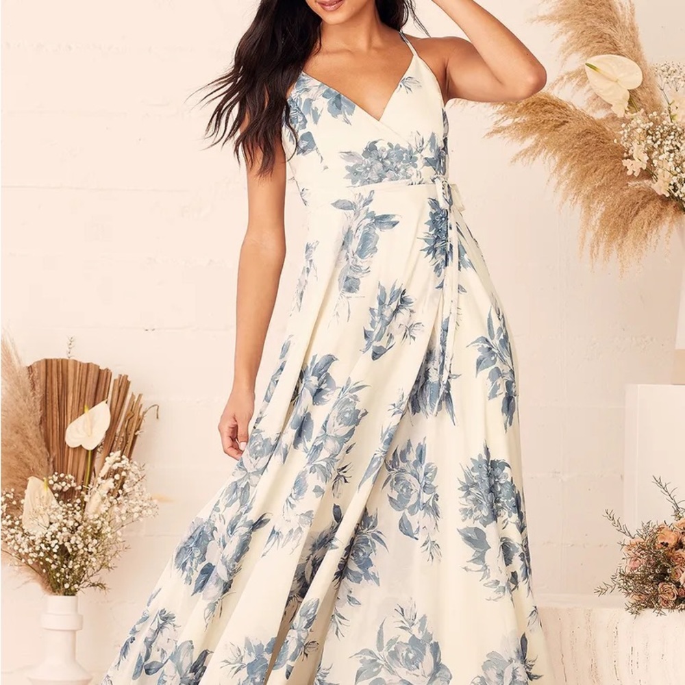 Lulus Elegantly Inclined Cream Blue Floral Print Wrap Maxi Dress Size Small NWT